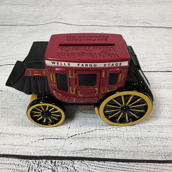 Wells Fargo Stage Coach Replica Diecast Metal Coin Bank Vtg 1998 No Key - Picture 3 of 5